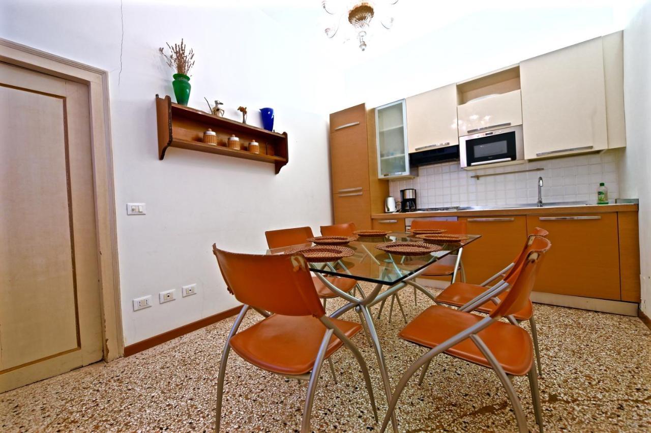 Chandeliers Apartment Venice Exterior photo